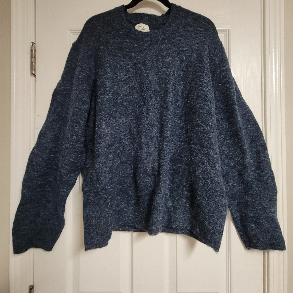 American Eagle NWT Men's Sweater Size Large.